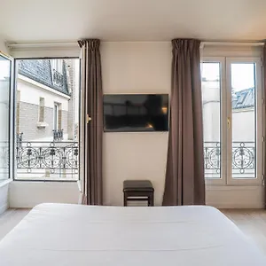 Hotel De Flore, Paris